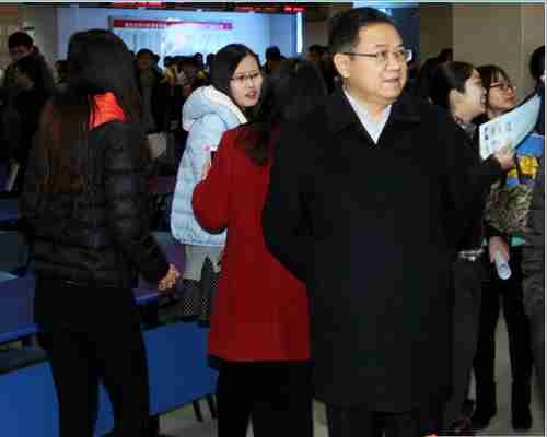 学院成功举办2015届毕业生就业双选会