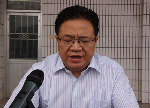 我院隆重举行2014级开学典礼暨军训工作总结表彰大会