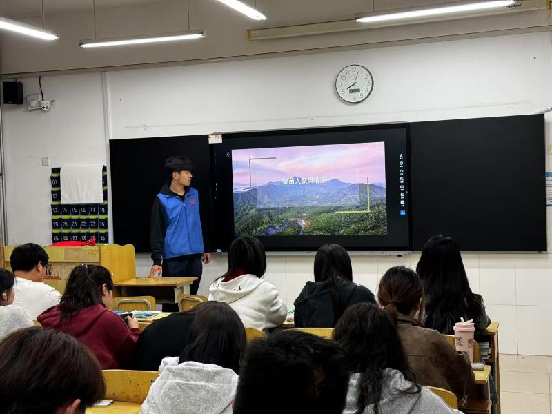 电子与通信系:举办“保护生物多样性,守护国家公园”主题宣讲1.jpg 电子与通信系:举办“保护生物多样性,守护国家公园”主题宣讲1.jpg