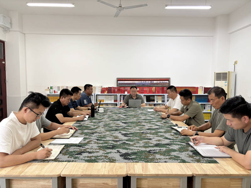 士官学院开学前工作会议.jpg 士官学院开学前工作会议.jpg