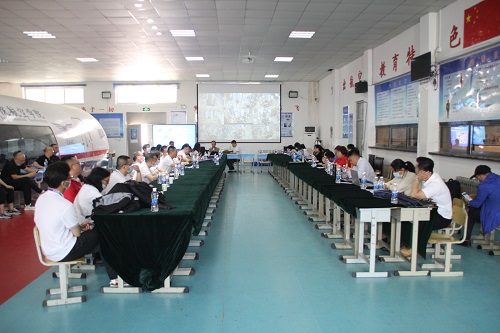 交流会现场.jpg