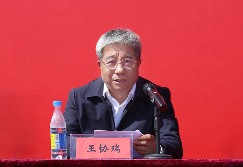 王书记(用)_副本.jpg 王书记(用)_副本.jpg