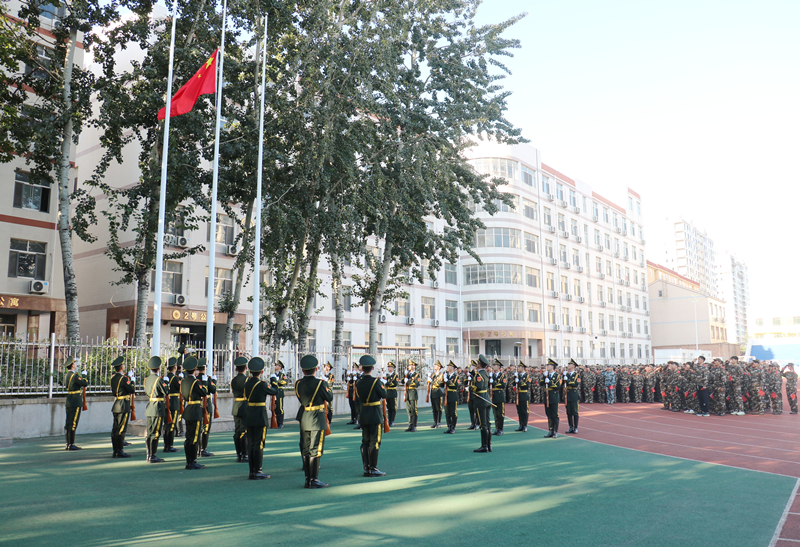 升旗仪式_副本_副本.jpg 升旗仪式_副本_副本.jpg